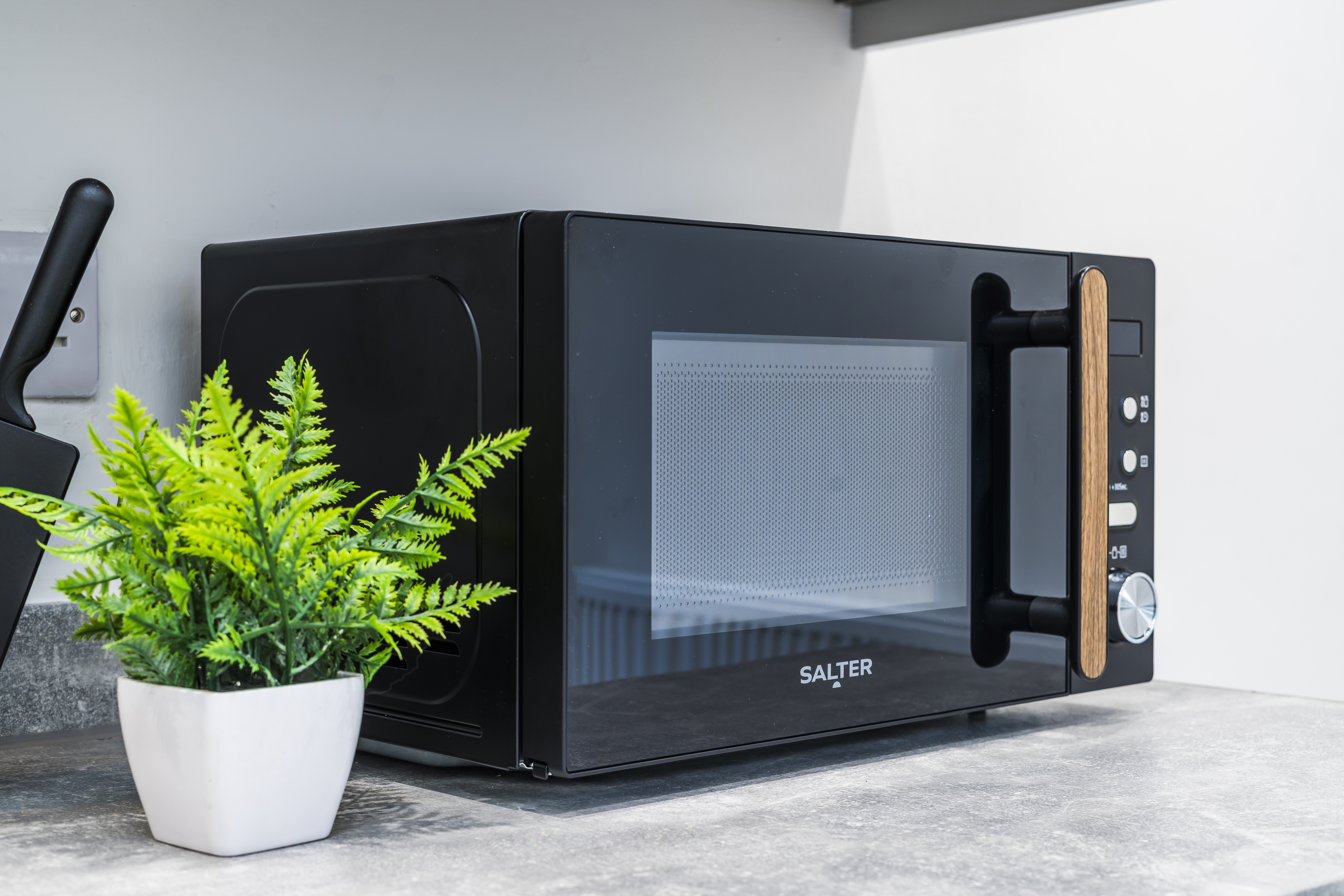 The Weaver second bedroom storage - self-catering accommodation